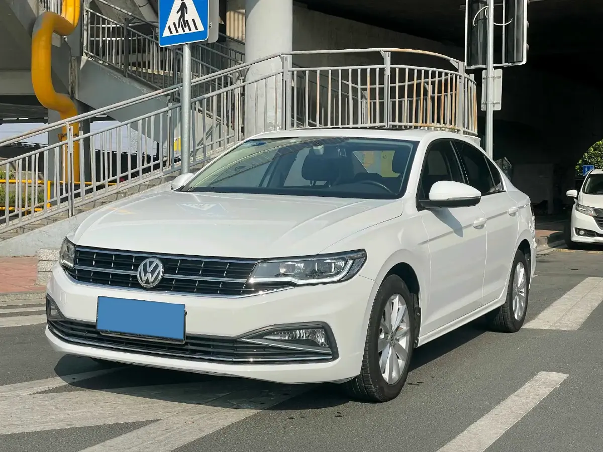 2020 Volkswagen Bora 1.5L 113HP L4 6AT