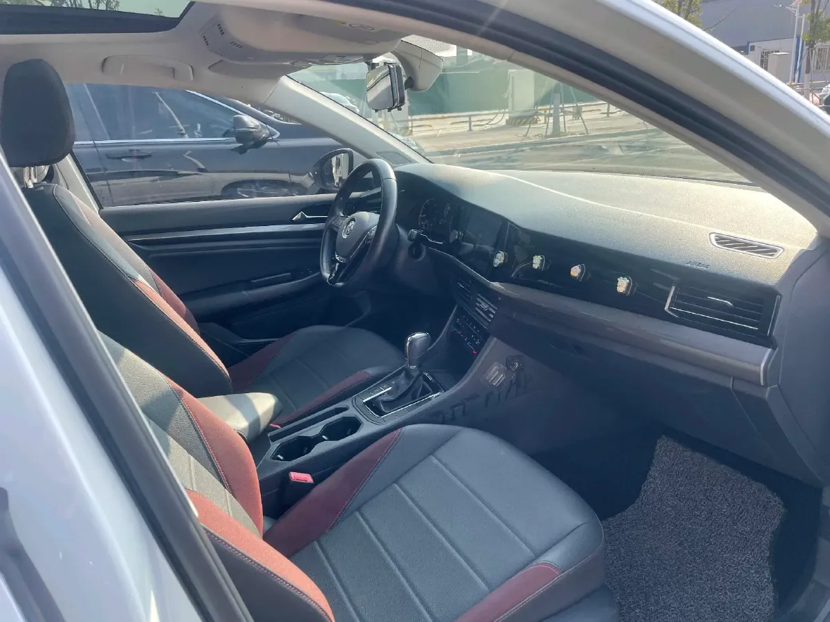 2020 Volkswagen Bora 1.5L 113HP L4 6AT,autocango,china used car exporter,china ev exporter,chinese used car exporter,chinese used ev exporter