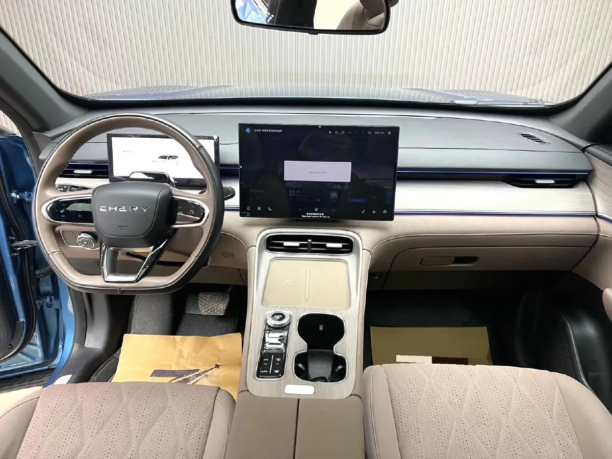 2025 Chery Tiggo8 PLUS C-DM 1.5T 156HP L4 1DHT PHEV,autocango,china used car exporter,china ev exporter,chinese used car exporter,chinese used ev exporter