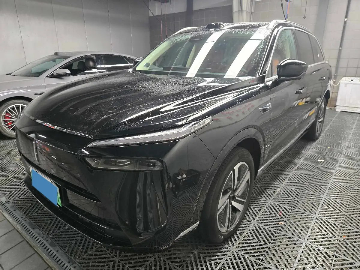 2025 WEY BlueMountain 1.5T 170HP L4 4DHT PHEV 44.5KWH