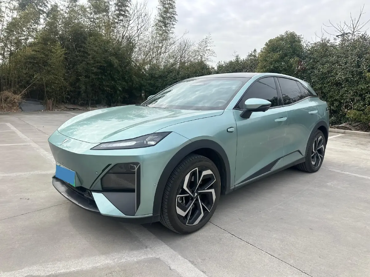 2024 JAC Refine RefineRF8 2.0T 253HP L4 8AT