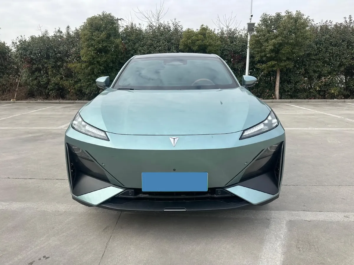 2024 JAC Refine RefineRF8 2.0T 253HP L4 8AT,autocango,china used car exporter,china ev exporter,chinese used car exporter,chinese used ev exporter
