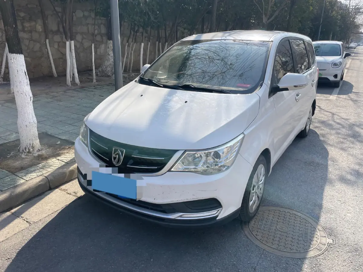 2016 BaoJun 730 1.5L 112HP L4 5MT