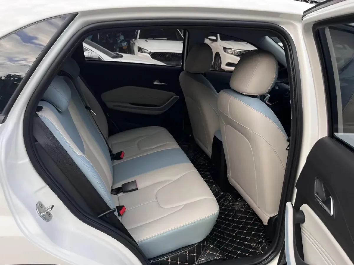 2019 KaiYi X3 1.5L 116HP L4 5MT,autocango,china used car exporter,china ev exporter,chinese used car exporter,chinese used ev exporter