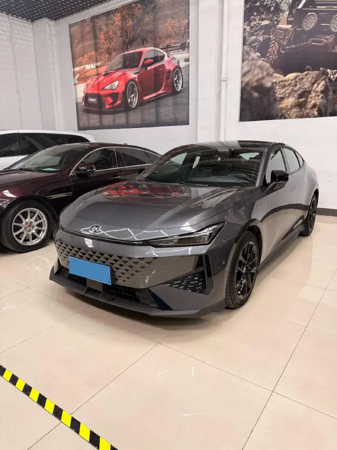 2024 ChangAn UNI-V 1.5T 188HP L4 7DCT