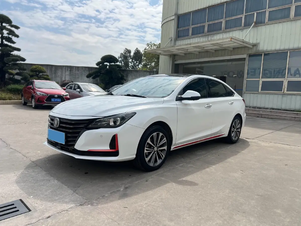 2021 ChangAn Raeton CC 1.5T 180HP L4 7DCT