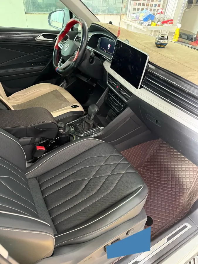 2023 Volkswagen Tiguan L 2.0T 186HP L4 7DCT,autocango,china used car exporter,china ev exporter,chinese used car exporter,chinese used ev exporter