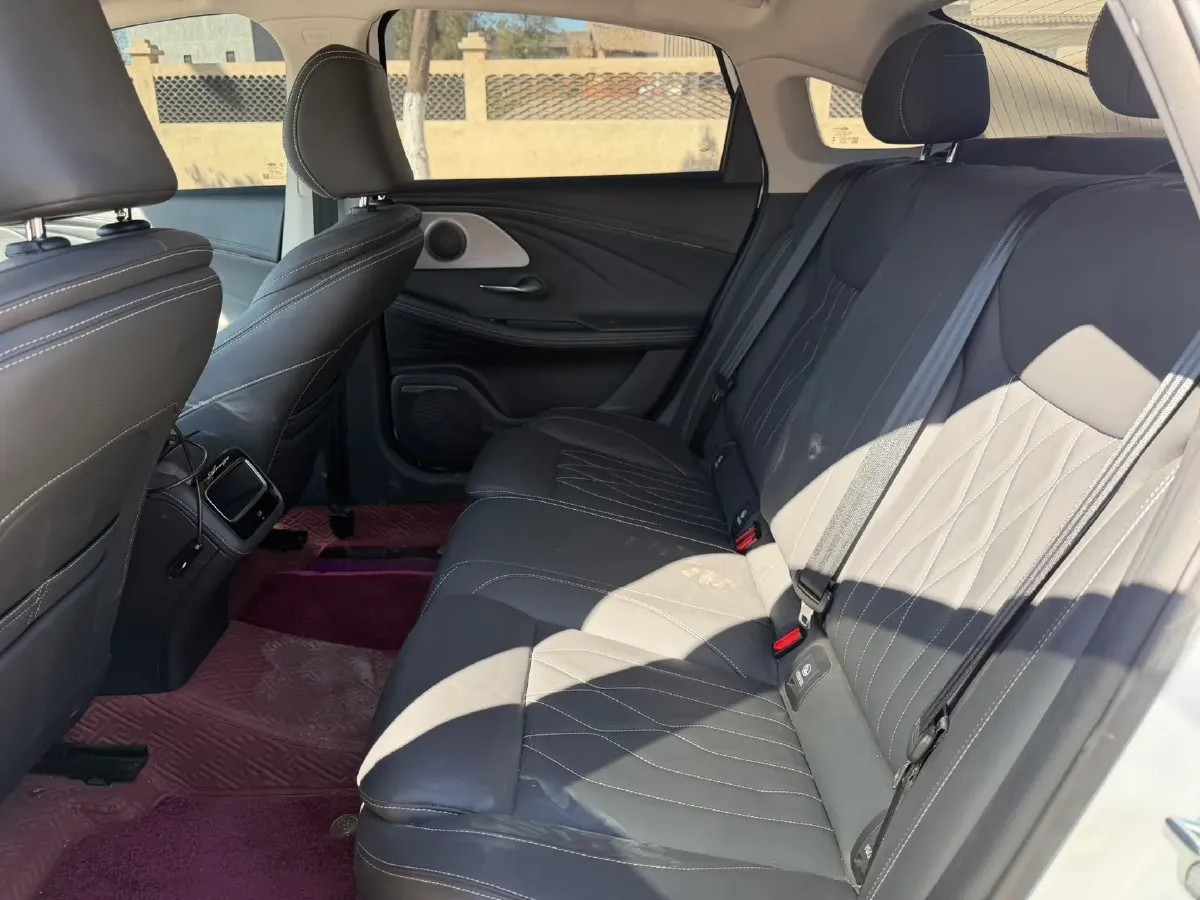 2024 Chery Arrizo 8 1.6T 197HP L4 7DCT,autocango,china used car exporter,china ev exporter,chinese used car exporter,chinese used ev exporter