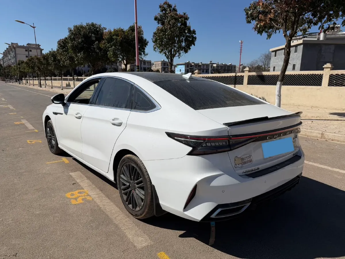 2024 Chery Arrizo 8 1.6T 197HP L4 7DCT,autocango,china used car exporter,china ev exporter,chinese used car exporter,chinese used ev exporter