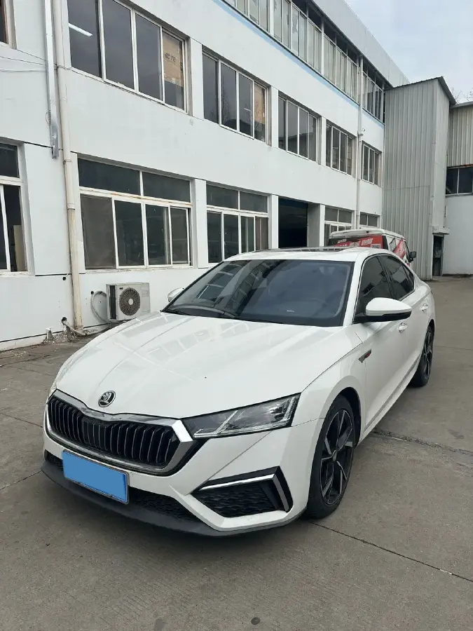 2022 Skoda Octavia 1.4T 150HP L4 7DCT