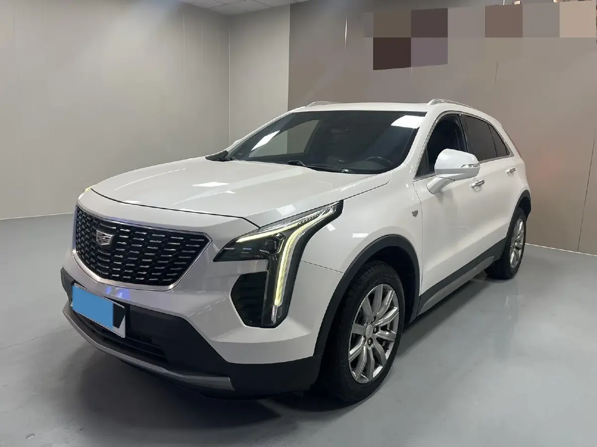 2020 Cadillac XT4 2.0T 241HP L4 9AT