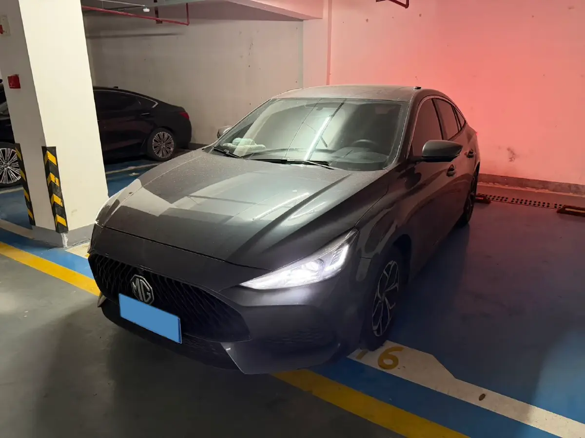 2021 MG 5 1.5L 120HP L4 CVT