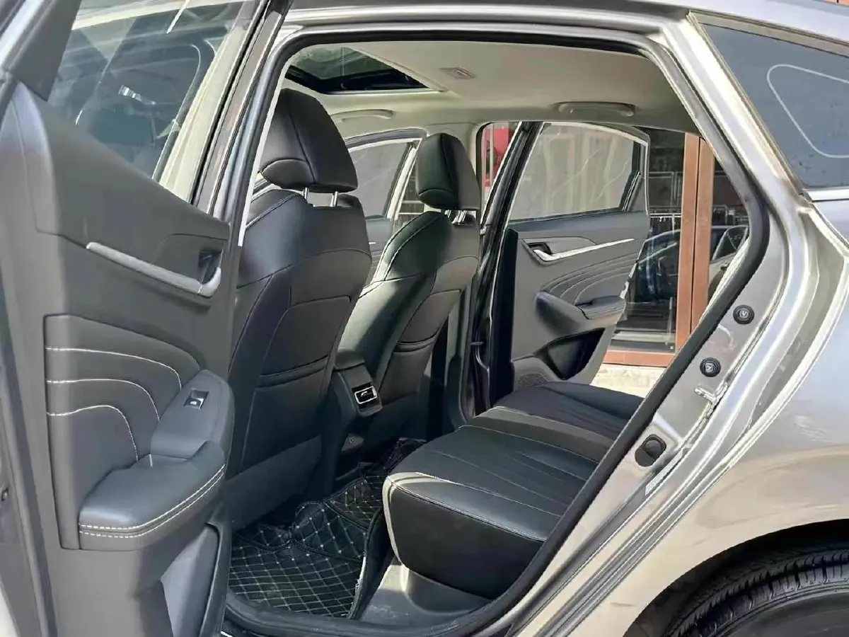 2020 ChangAn Eado 1.6L 128HP L4 6AT,autocango,china used car exporter,china ev exporter,chinese used car exporter,chinese used ev exporter