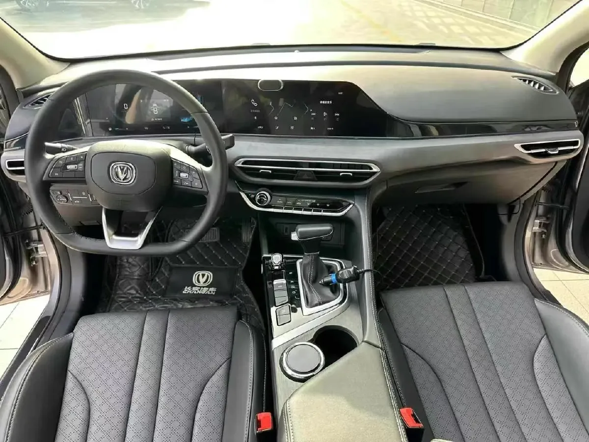 2020 ChangAn Eado 1.6L 128HP L4 6AT,autocango,china used car exporter,china ev exporter,chinese used car exporter,chinese used ev exporter