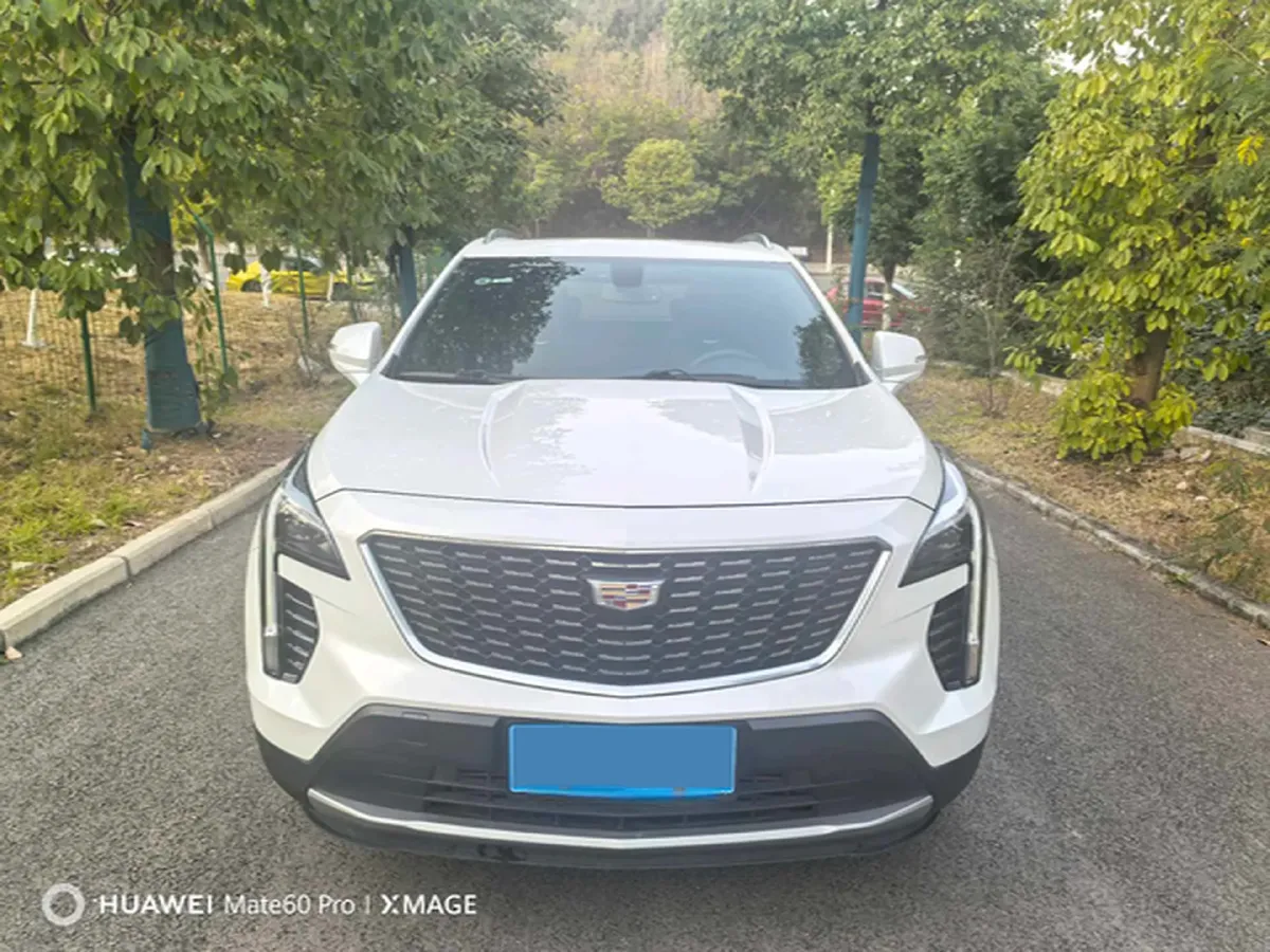 2021 Cadillac XT4 2.0T 237HP L4 9AT,autocango,china used car exporter,china ev exporter,chinese used car exporter,chinese used ev exporter