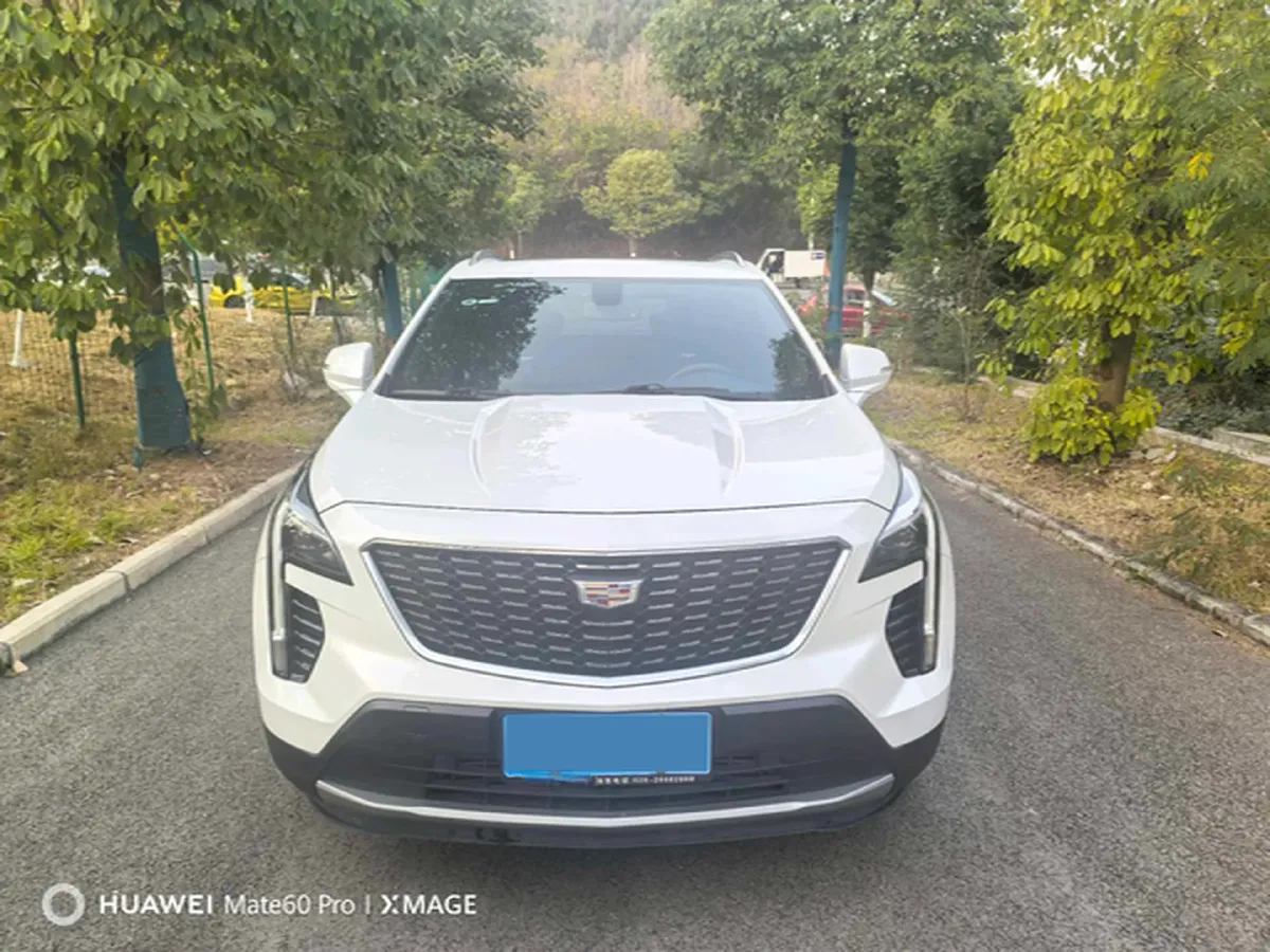 2021 Cadillac XT4 2.0T 237HP L4 9AT,autocango,china used car exporter,china ev exporter,chinese used car exporter,chinese used ev exporter