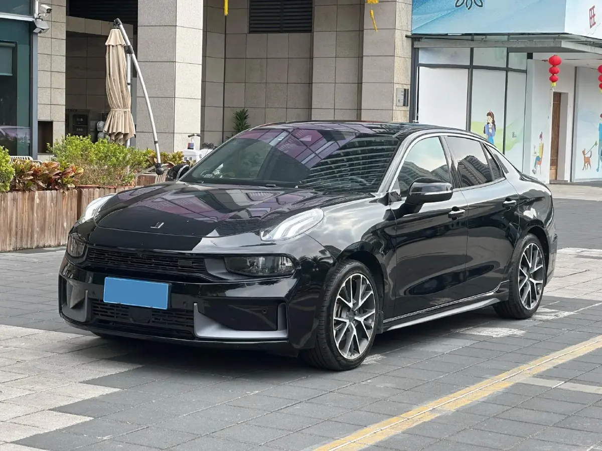 2021 LYNK&CO 03 2.0T 190HP L4 6AT