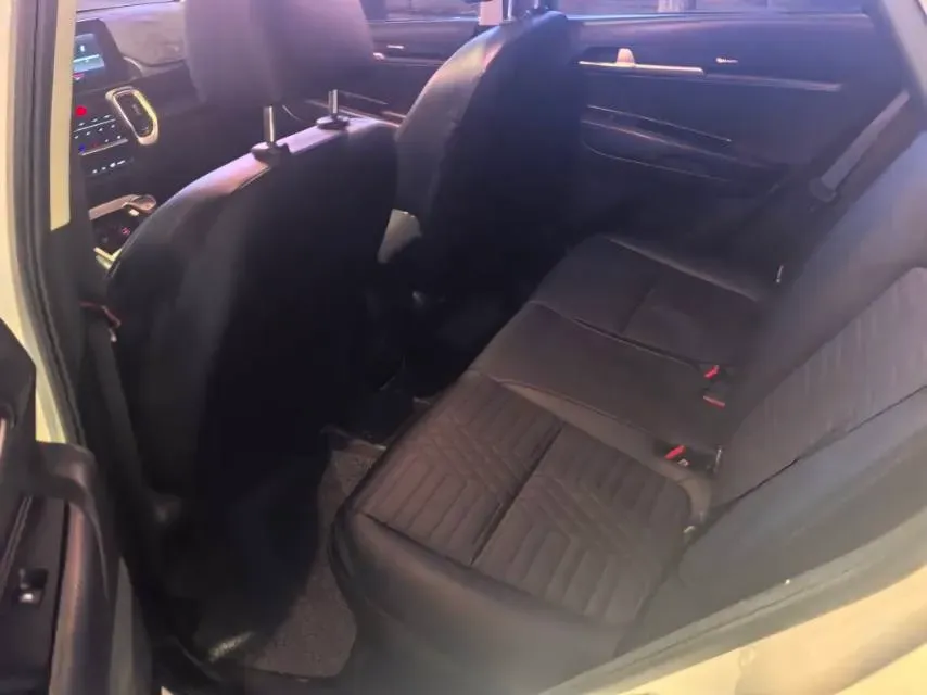 2024 Kia Sonet 1.5L 115HP L4 CVT,autocango,china used car exporter,china ev exporter,chinese used car exporter,chinese used ev exporter