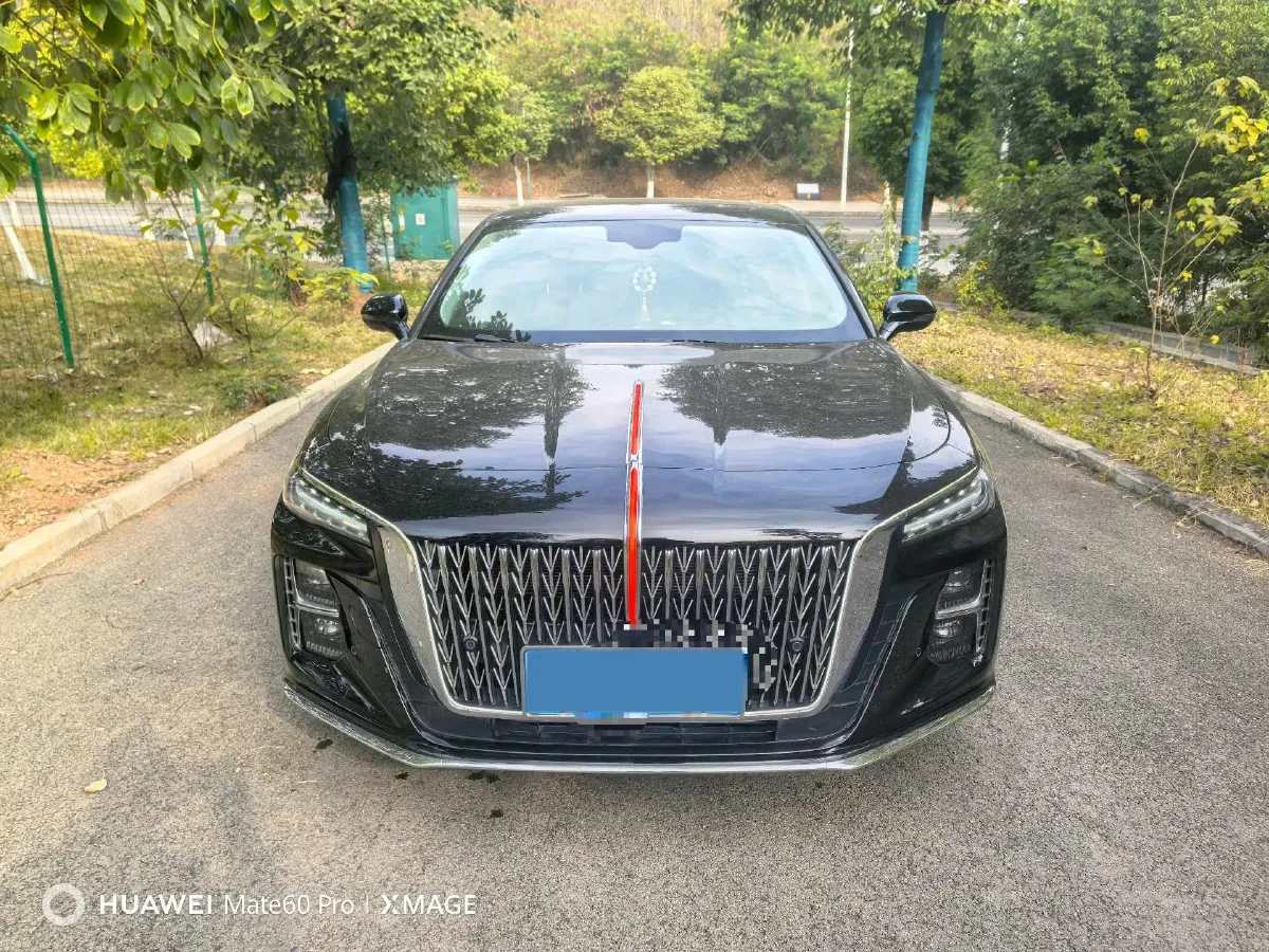 2023 HongQi H5 2.0T 224HP L4 8AT,autocango,china used car exporter,china ev exporter,chinese used car exporter,chinese used ev exporter