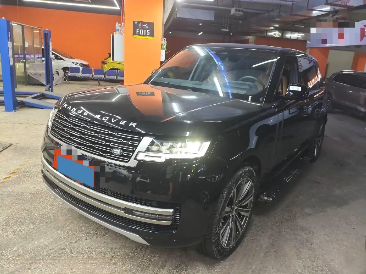 2025 Land Rover Range Rover 3.0T 400HP L6 8AT