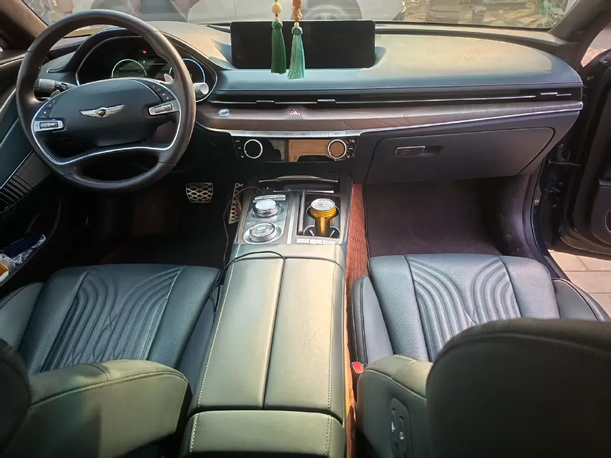 2023 Genesis G80 2.5T 304HP L4 8AT,autocango,china used car exporter,china ev exporter,chinese used car exporter,chinese used ev exporter