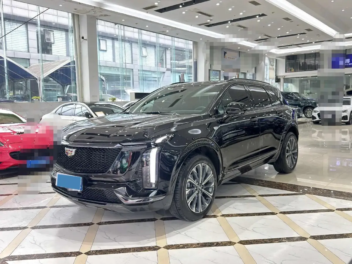 2025 Cadillac XT5 2.0T 237HP L4 9AT