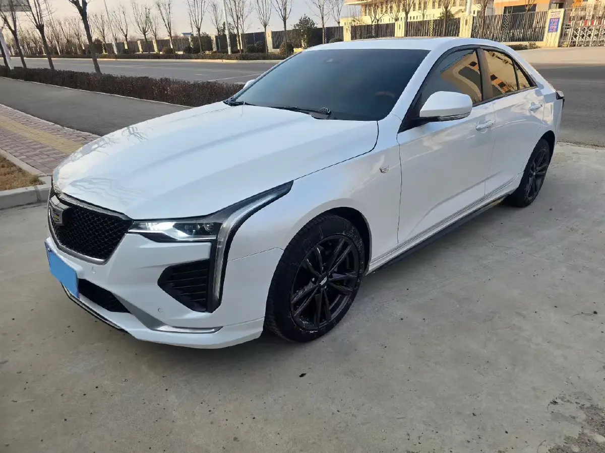 2023 Cadillac CT4 1.5T 211HP L4 8AT