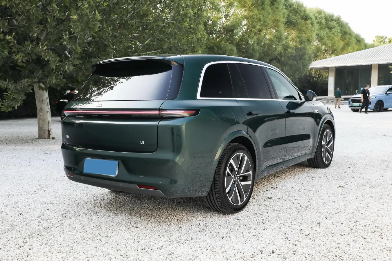 2023 Li L8 Range Extended 154HP REEV 40.9KWH,autocango,china used car exporter,china ev exporter,chinese used car exporter,chinese used ev exporter