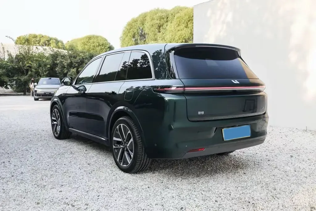 2023 Li L8 Range Extended 154HP REEV 40.9KWH,autocango,china used car exporter,china ev exporter,chinese used car exporter,chinese used ev exporter