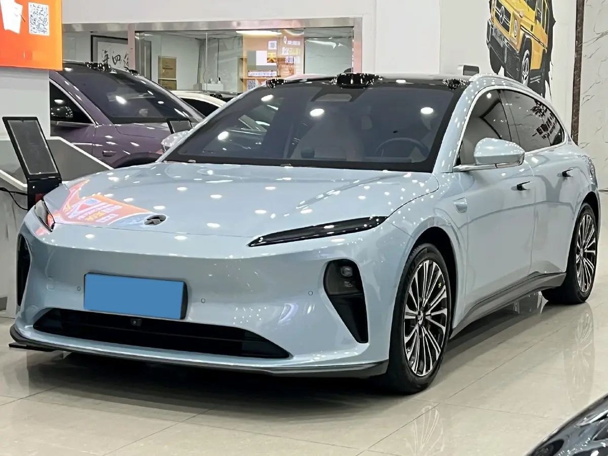 2023 NIO ET5T BEV 75KWH