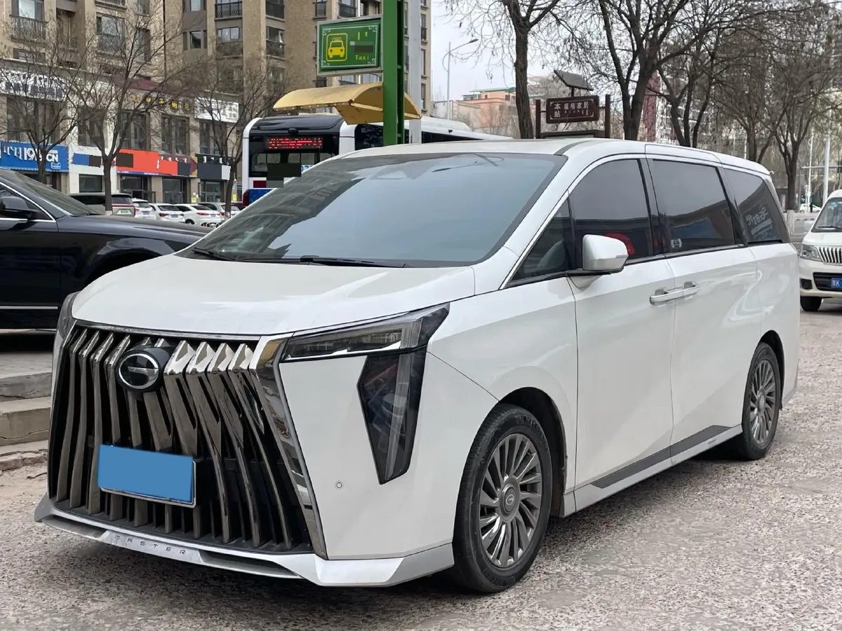 2023 GAC Trumpchi M8 2.0T 252HP L4 8AT,autocango,china used car exporter,china ev exporter,chinese used car exporter,chinese used ev exporter