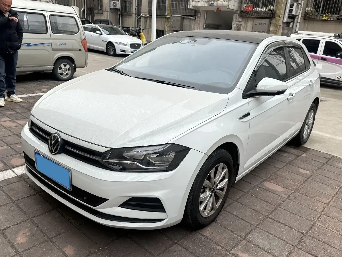 2023 Volkswagen Polo 1.5L 113HP L4 6AT
