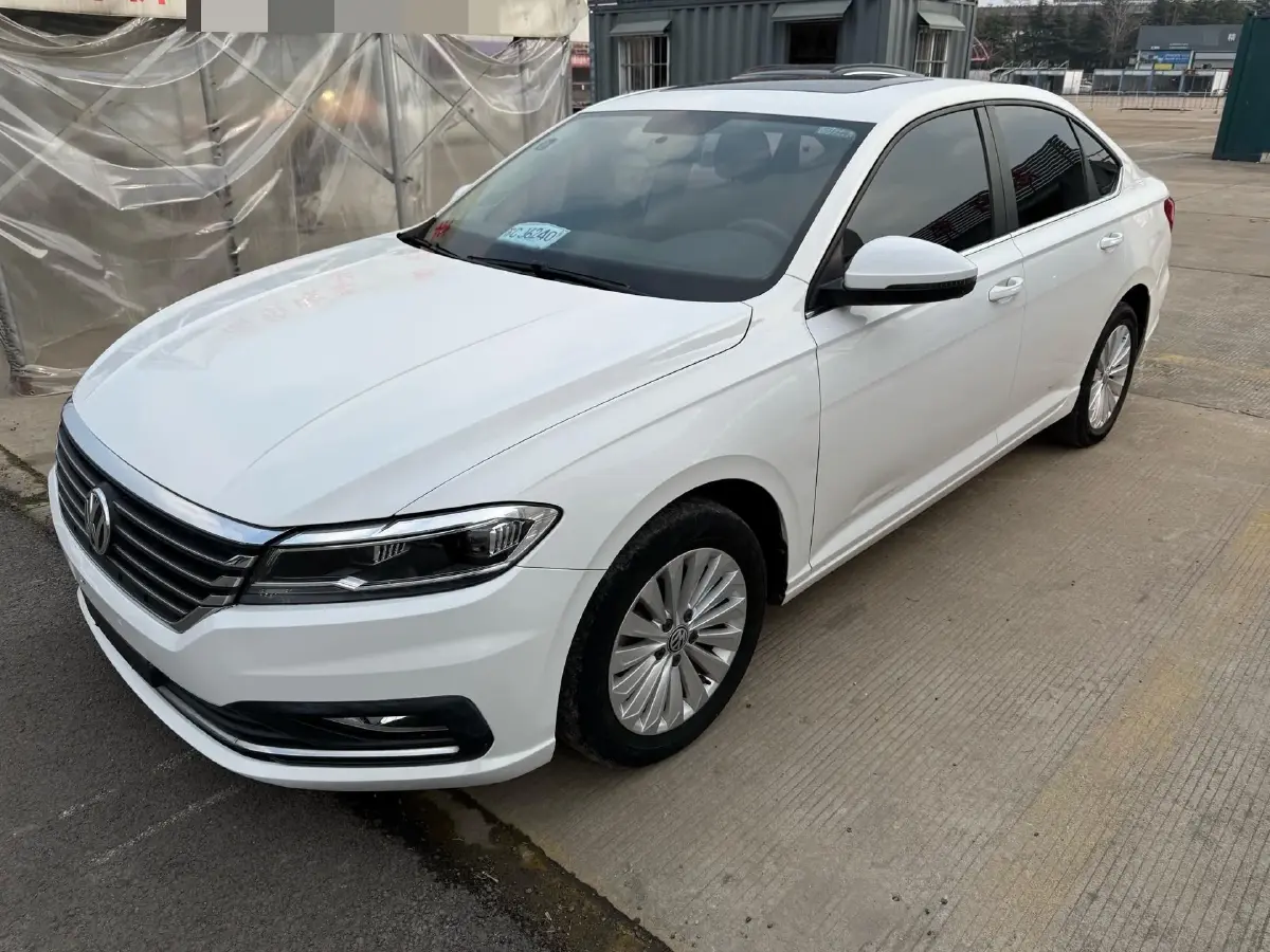 2019 Volkswagen Sagitar 1.2T 116HP L4 7DCT