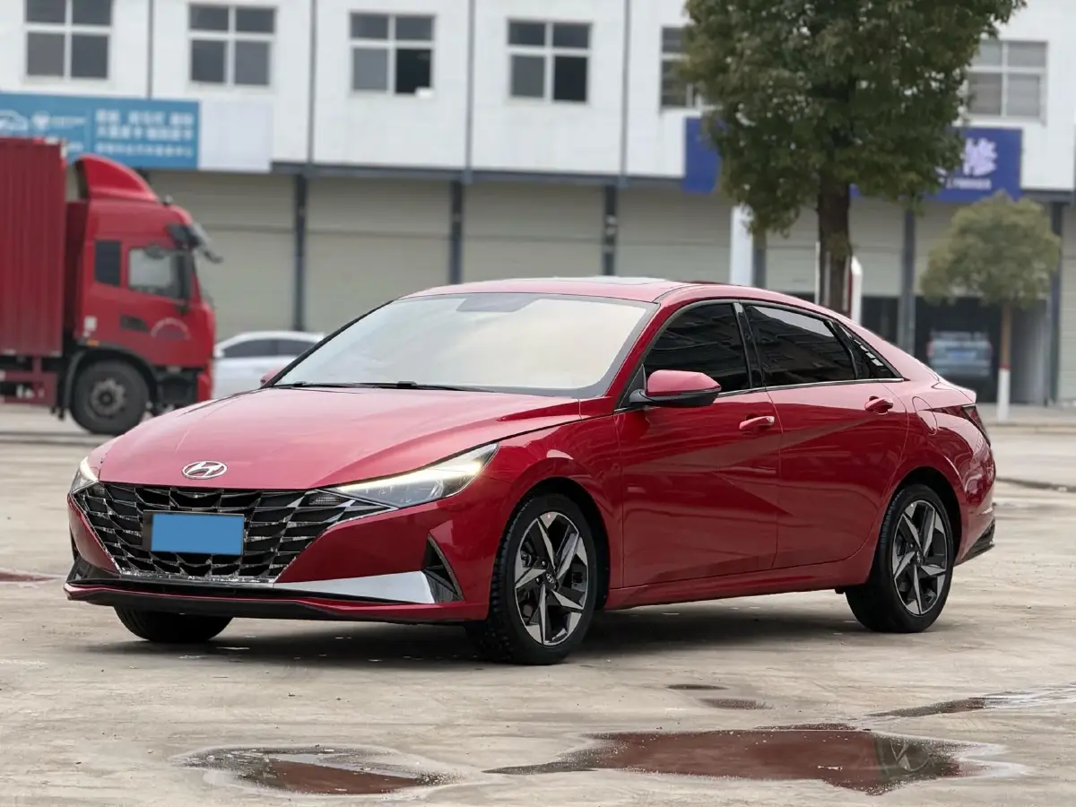 2022 Hyundai Elantra 1.5L 115HP L4 CVT