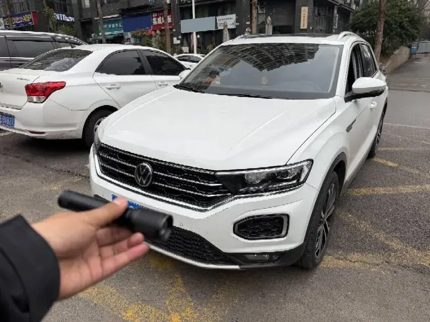 2022 Volkswagen T-Roc 1.4T 150HP L4 7DCT