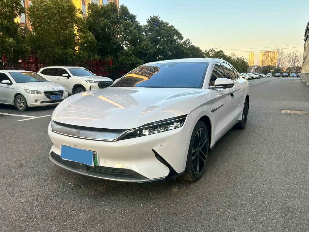 2020 Lincoln MKZ 2.0T 196HP L4 6AT