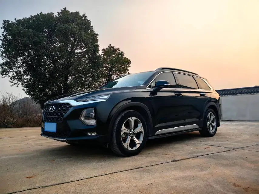 2019 Hyundai Santafe 2.0T 240HP L4 8AT,autocango,china used car exporter,china ev exporter,chinese used car exporter,chinese used ev exporter