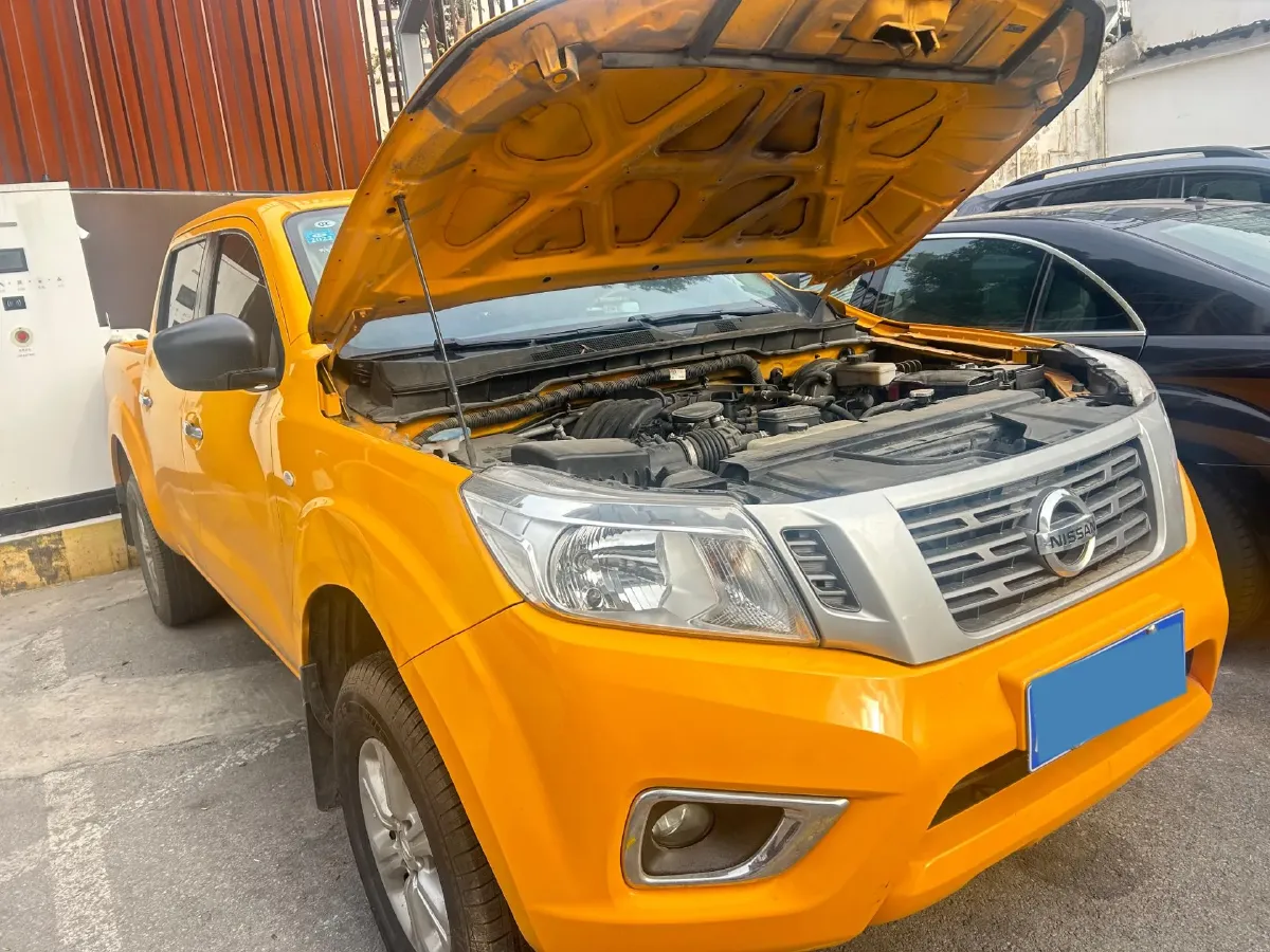 2021 Nissan Navara 2.5L 193HP L4 6MT,autocango,china used car exporter,china ev exporter,chinese used car exporter,chinese used ev exporter