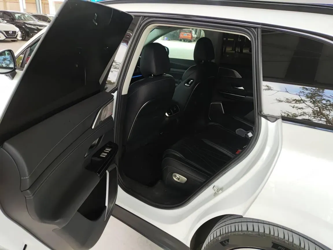 2022 Jeep Gladiator 3.6L 284HP V6 8AT,autocango,china used car exporter,china ev exporter,chinese used car exporter,chinese used ev exporter