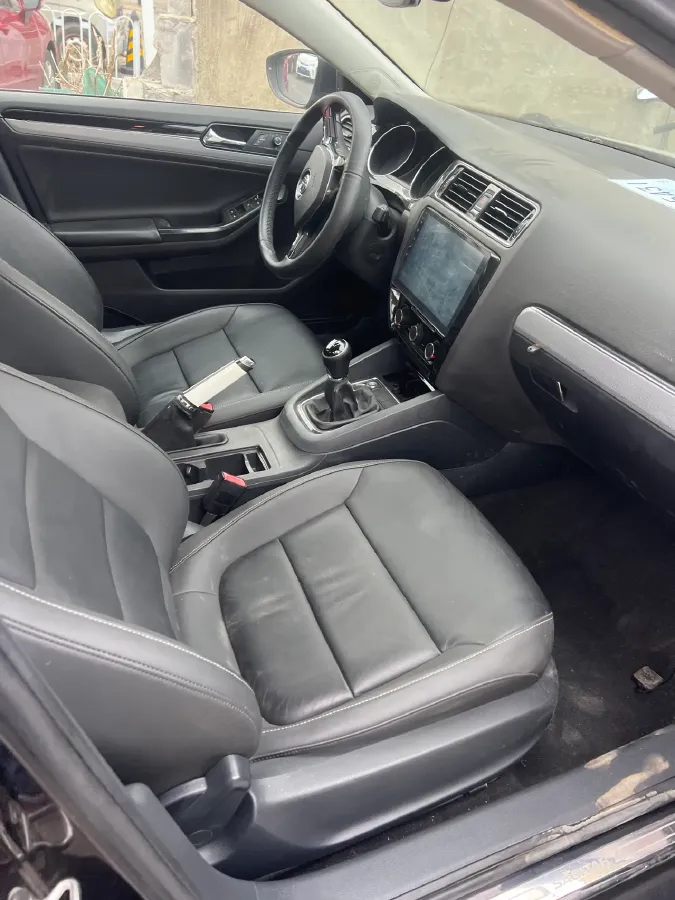 2018 KingLong KaiTe 2.3T 110HP L4 5MT,autocango,china used car exporter,china ev exporter,chinese used car exporter,chinese used ev exporter