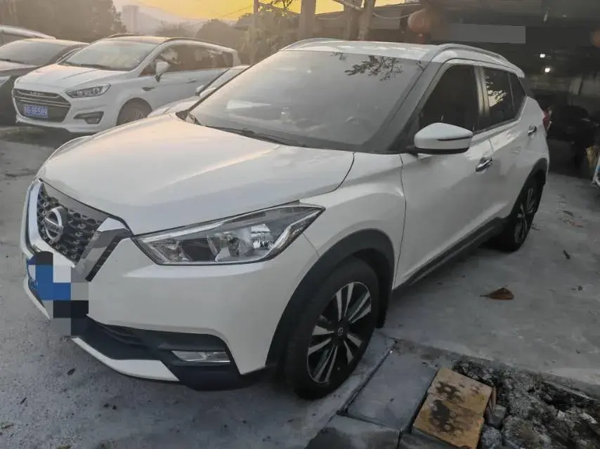 2019 Nissan Kicks 1.5L 124HP L4 CVT