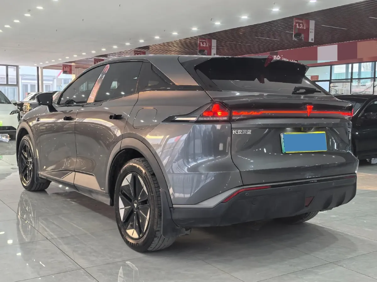 2024 Deepal S07 BEV 68.82KWH,autocango,china used car exporter,china ev exporter,chinese used car exporter,chinese used ev exporter