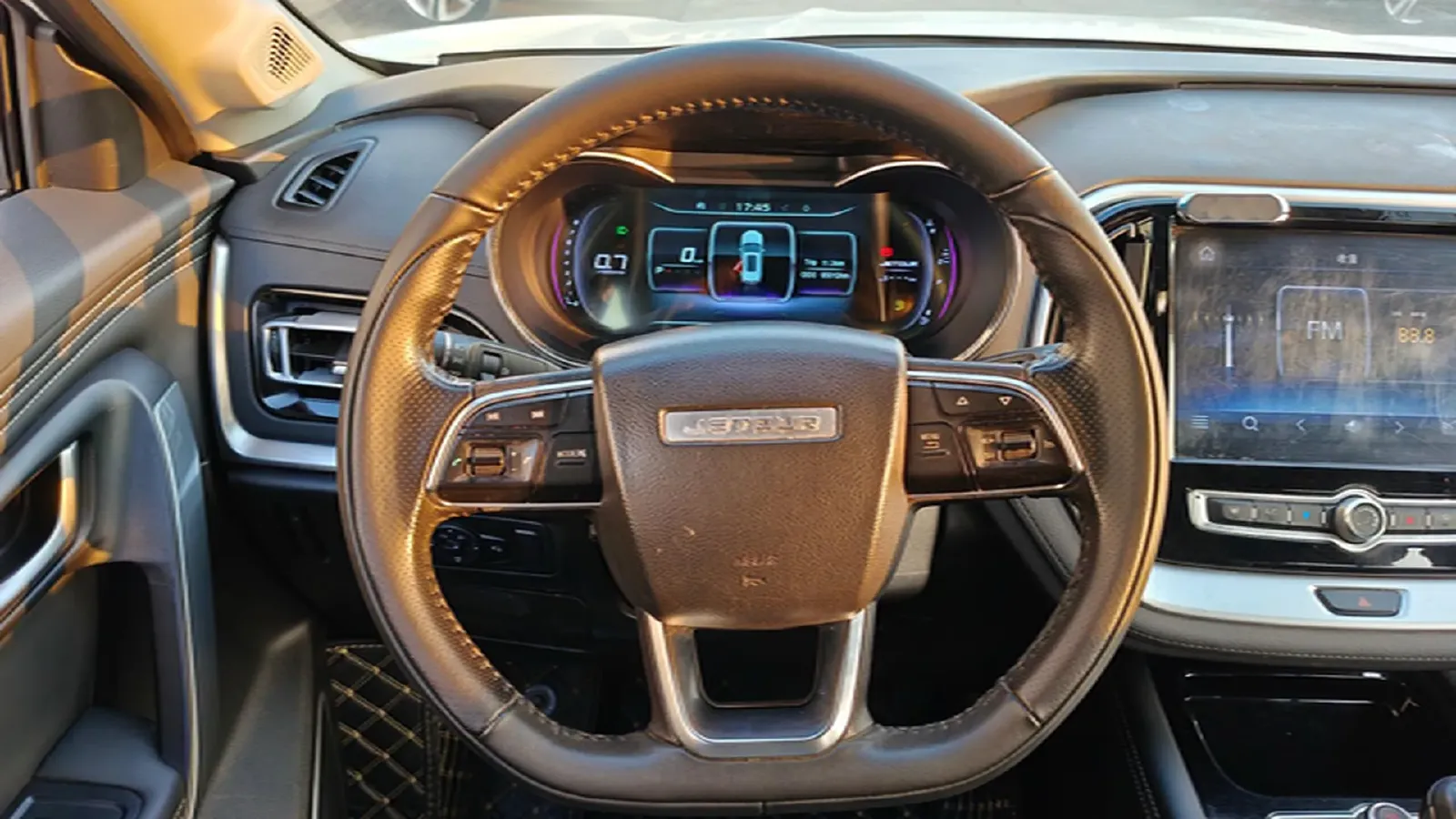 2018 SWM X7 1.5T 156HP L4 6AT,autocango,china used car exporter,china ev exporter,chinese used car exporter,chinese used ev exporter