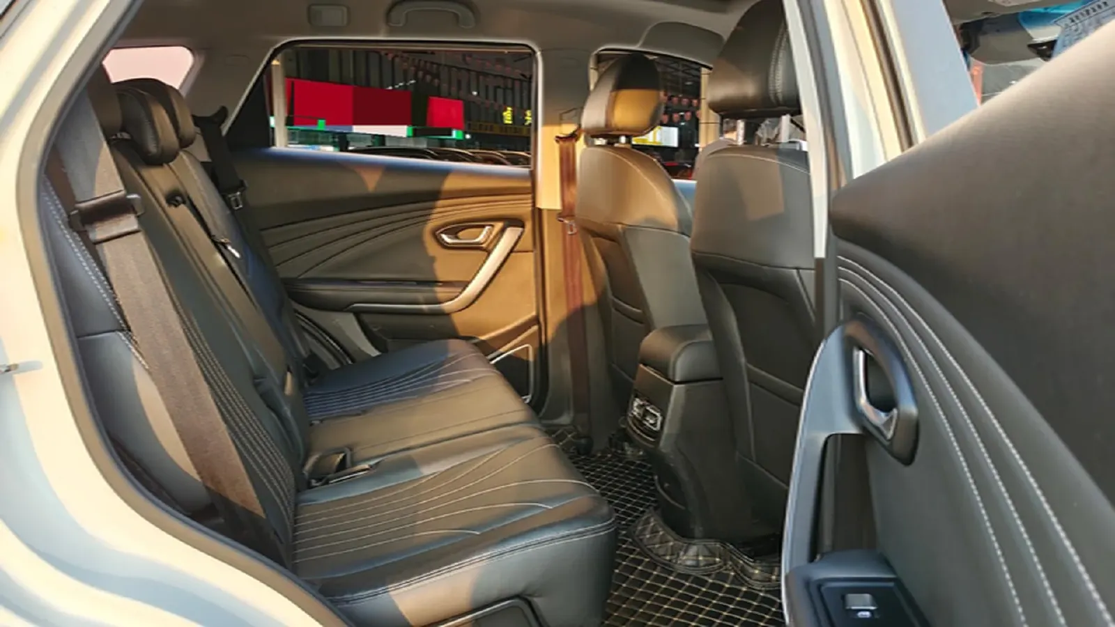 2018 SWM X7 1.5T 156HP L4 6AT,autocango,china used car exporter,china ev exporter,chinese used car exporter,chinese used ev exporter