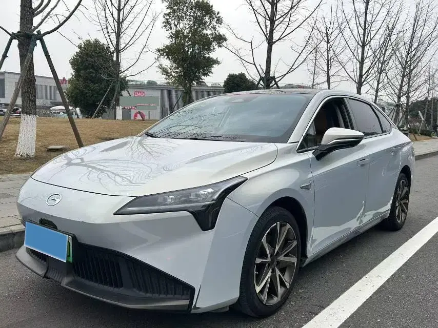 2022 ChangAn Oshan Z6 1.5T 170HP L4 6TCT PHEV 28.4KWH