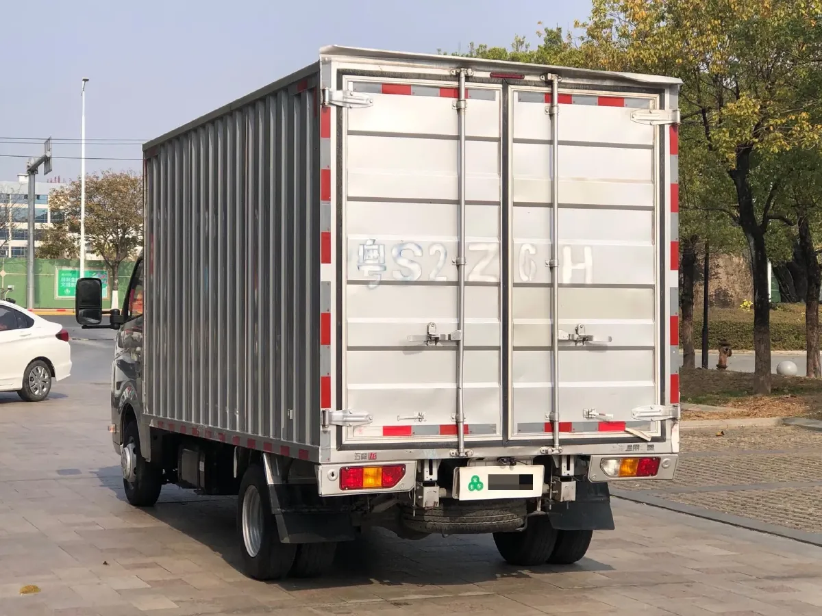 2023 WuLing Loong Truck 2.0L 136HP L4 5MT,autocango,china used car exporter,china ev exporter,chinese used car exporter,chinese used ev exporter