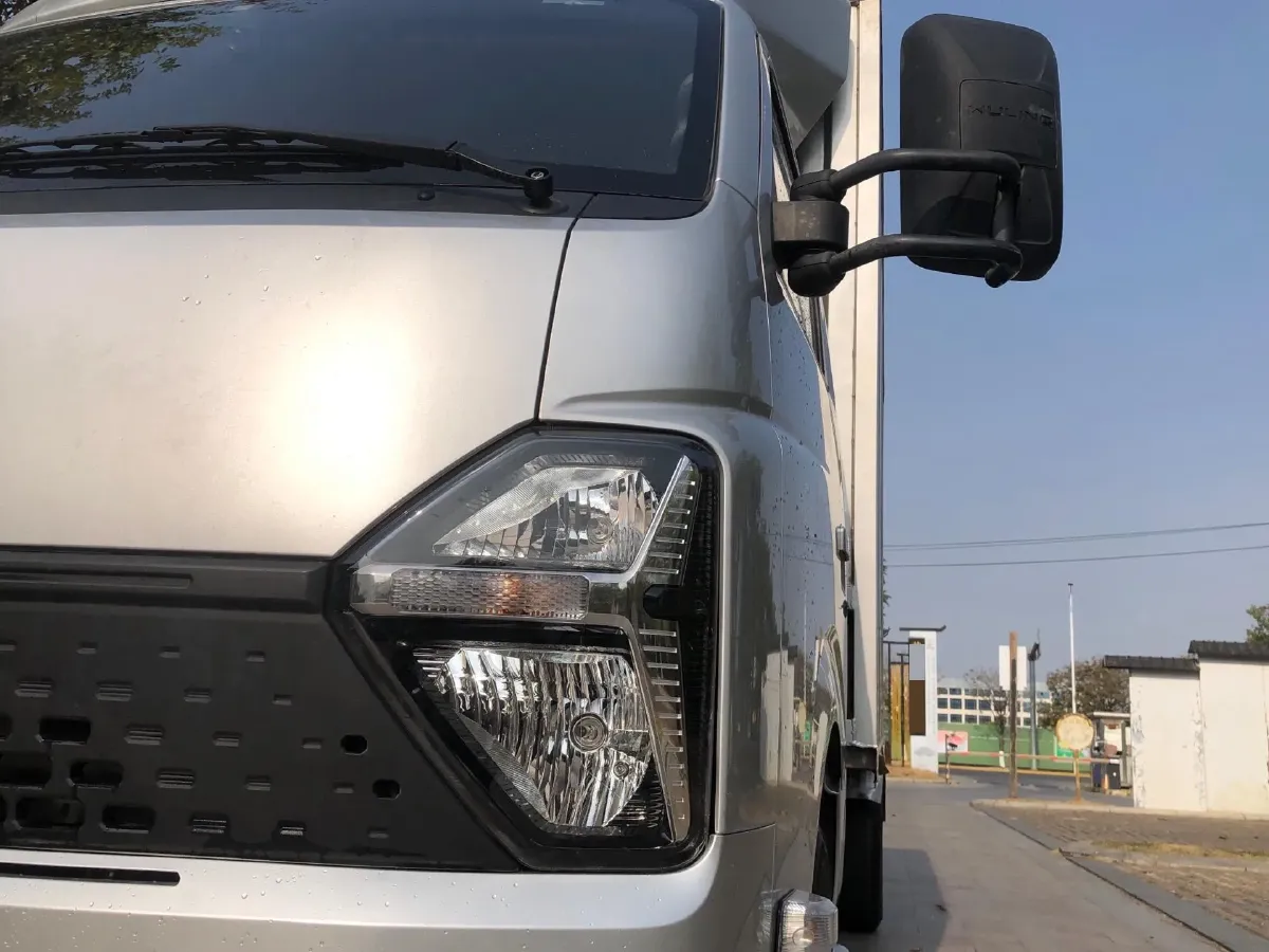 2023 WuLing Loong Truck 2.0L 136HP L4 5MT,autocango,china used car exporter,china ev exporter,chinese used car exporter,chinese used ev exporter