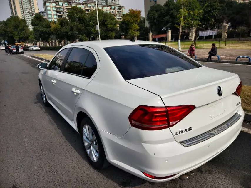 2017 Zotye Damy X7 1.8T 177HP L4 5MT,autocango,china used car exporter,china ev exporter,chinese used car exporter,chinese used ev exporter