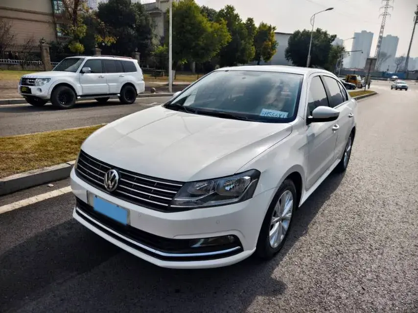 2017 Zotye Damy X7 1.8T 177HP L4 5MT