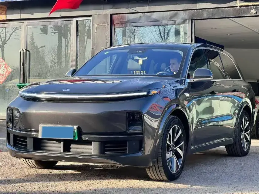 2023 Li L8 Range Extended 154HP REEV 40.9KWH